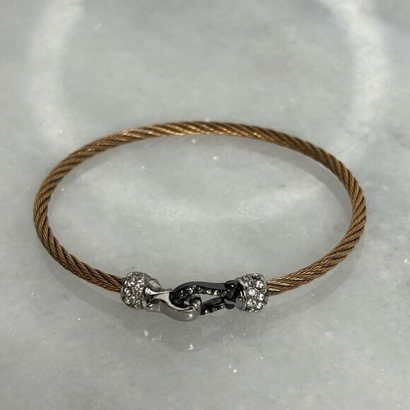 Rose Gold-tone Twisted Cable With Black and Silver Rhinestone Horseshoe Clasp Ba - Picture 3 of 4